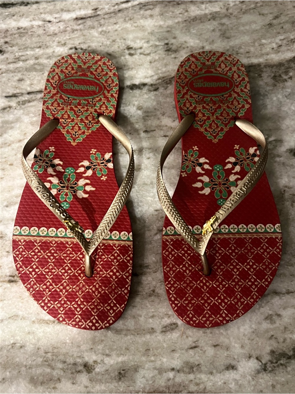 Havaianas Slim Indian Elephant Flip Flops Red Gold US 7/8 Rare